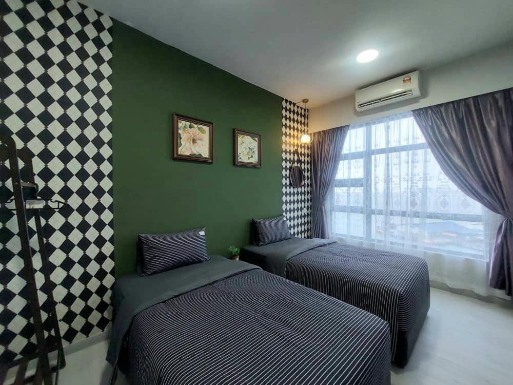 J'Stay Seaview Suite Jesselton Quay Кота-Кинабалу Экстерьер фото