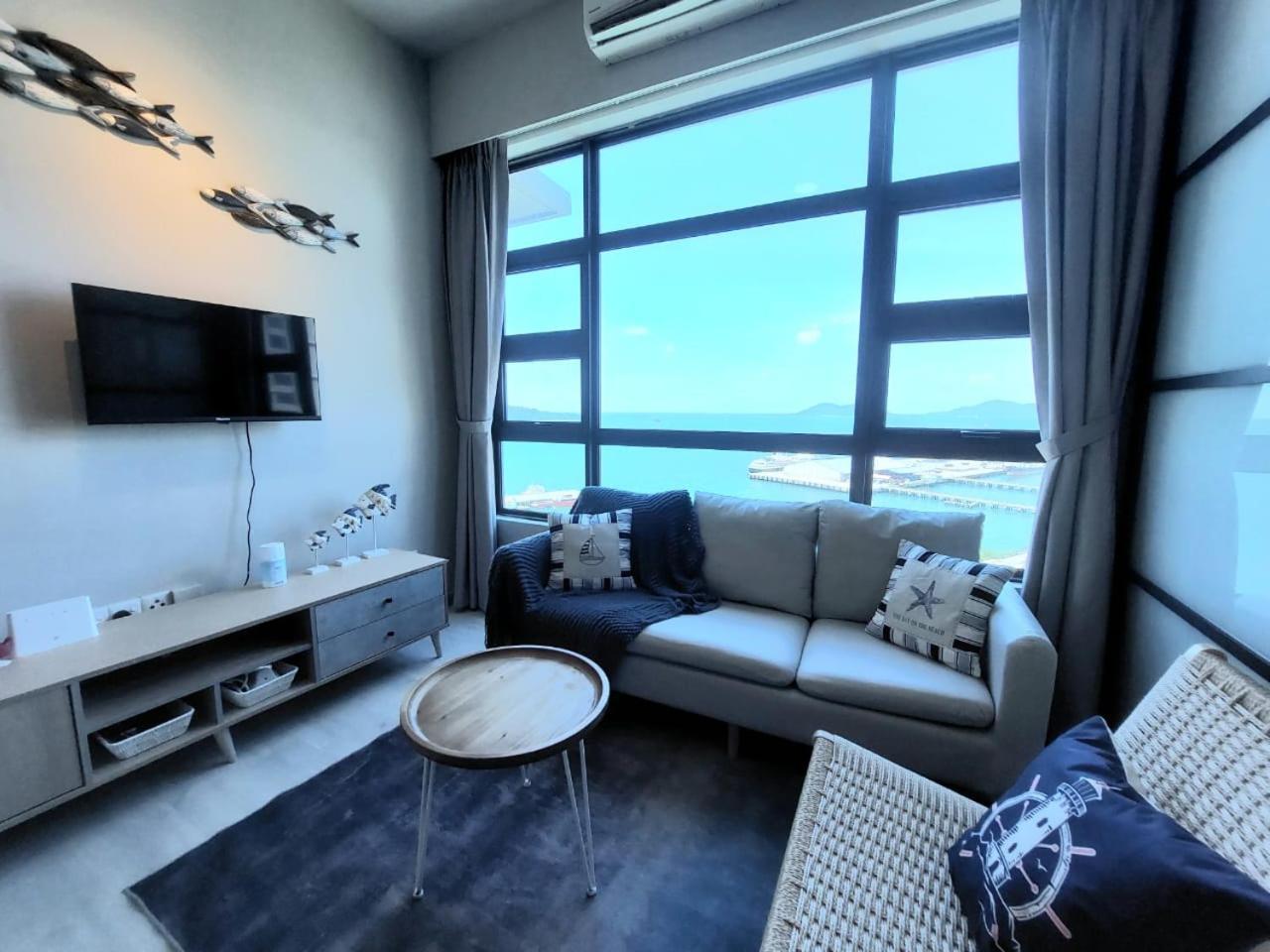 J'Stay Seaview Suite Jesselton Quay Кота-Кинабалу Экстерьер фото